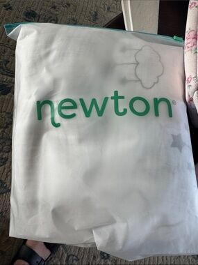 Newton White Bedding Sheet Set